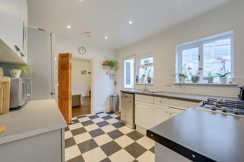 27 Pascoe Road, London, SE13 5JE