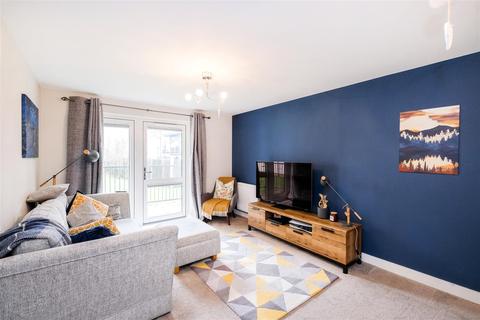 2 bedroom ground floor flat for sale - Shingly Place, North Chingford
