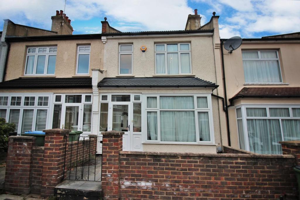 Howarth Road, Abbey Wood, London, SE2 0UN 4 bed terraced house £2,100