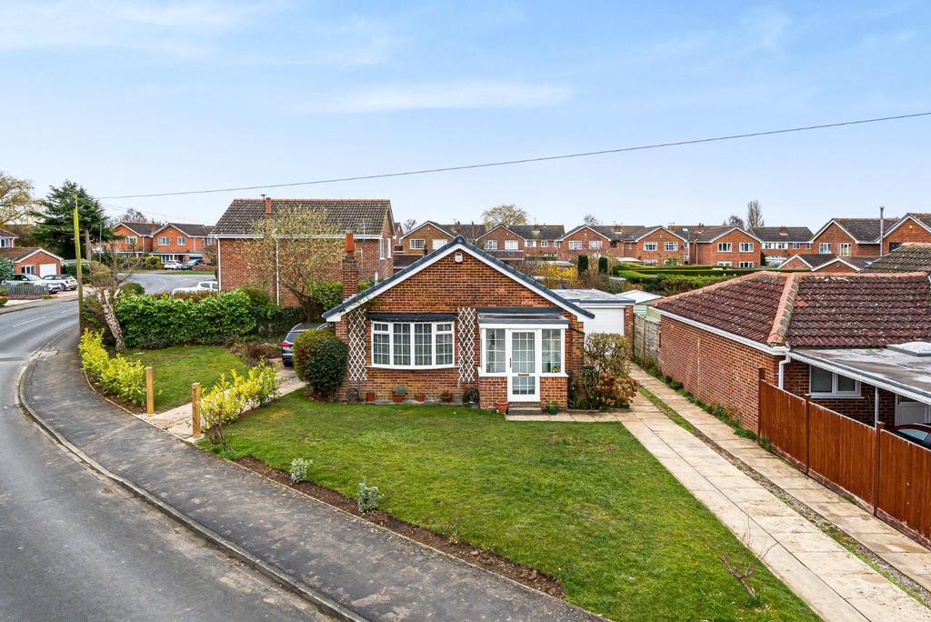 Prince Rupert Drive, Tockwith, York 2 bed detached bungalow £280,000