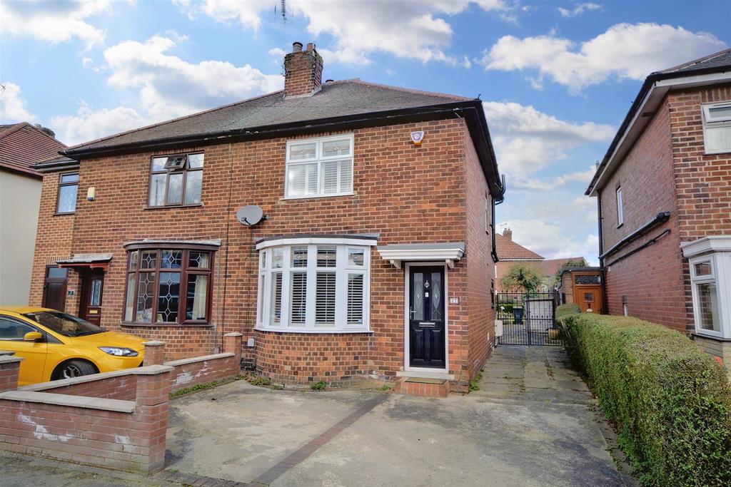 Coronation Road, Hucknall 2 bed semidetached house £180,000