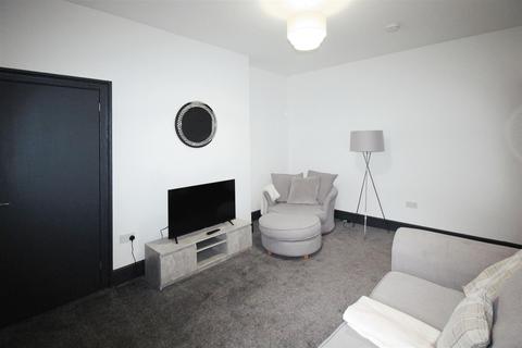 2 bedroom flat to rent - Stanhope Road, South Shields