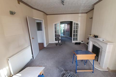 29 Charminster Avenue, Birmingham, B25 8RH