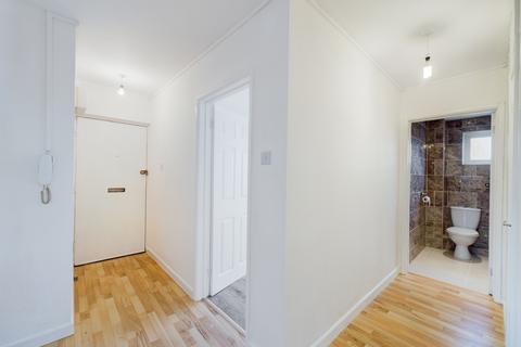 64 Chargrove, Yate, Bristol, BS37 4LQ