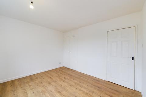 64 Chargrove, Yate, Bristol, BS37 4LQ