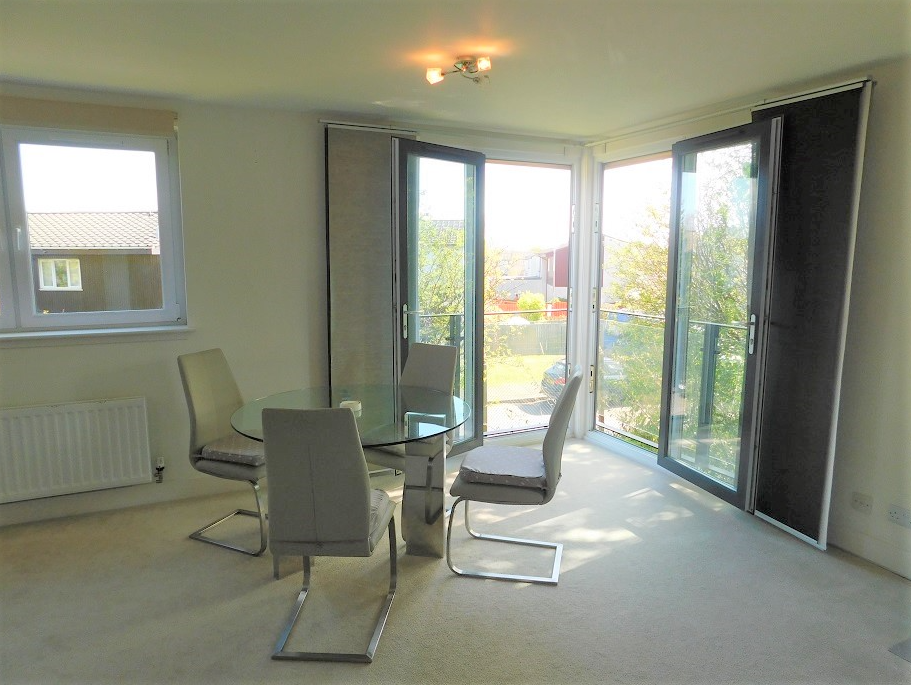 71783 2023 burnb img 09 0000