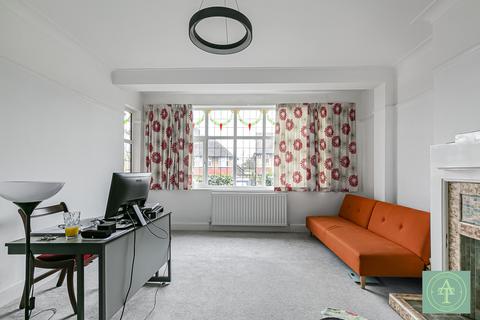 4 bedroom semi-detached house for sale - Ravenscraig Road, London, N11