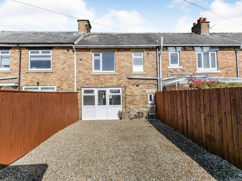 Collingwood Road... 3 bed terraced house £100,000