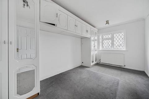 2a Shakespeare Way, Feltham, TW13 7PE