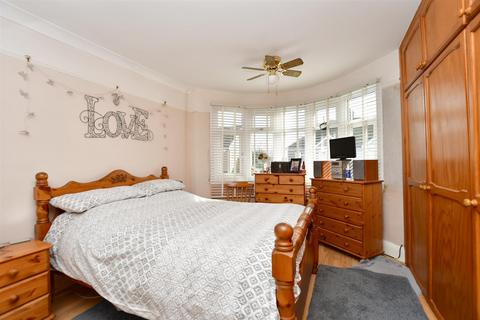 5 Beckley Road, Sheerness, ME12 2BQ