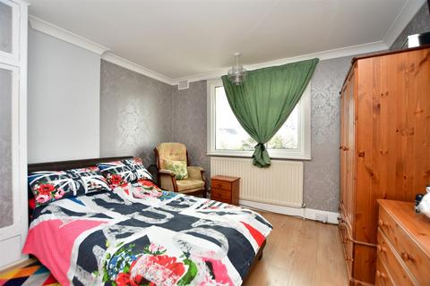 5 Beckley Road, Sheerness, ME12 2BQ