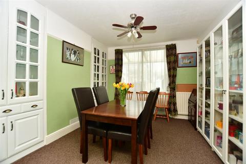 5 Beckley Road, Sheerness, ME12 2BQ