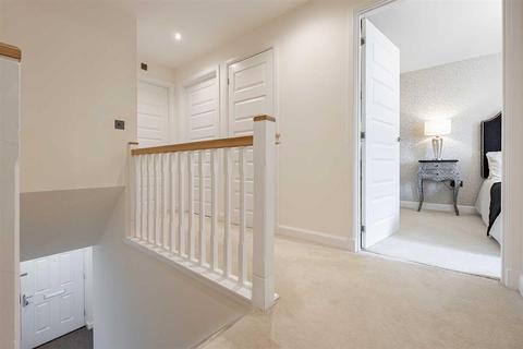 2 Appleton Drive, Livingston, EH54 6FP