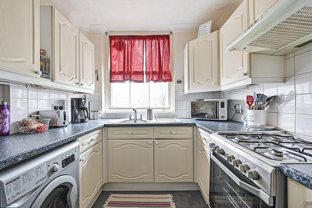 Stepney Green, Stepney, London, E1 1 bed flat £1,600 pcm (£369 pw)