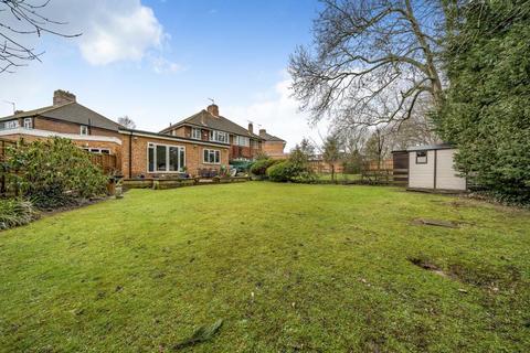 10 Peters Close, Stanmore, HA7 4SE