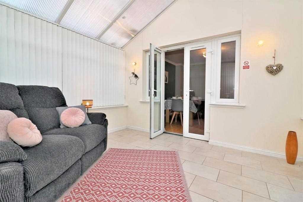 Conservatory (2)