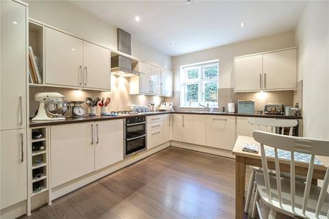 2 bedroom apartment to rent, Knightsbridge Road, Camberley, Surrey, GU15