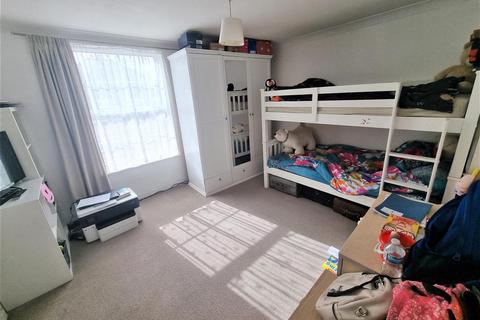 1 bedroom maisonette for sale, Staines Road, Bedfont