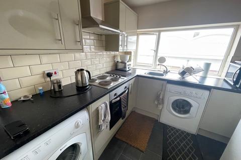 1 bedroom flat to rent, High Street  Droitwich  WR9 8EP