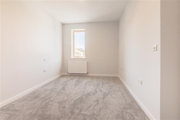 0 C2 A0171-HDR (Small)