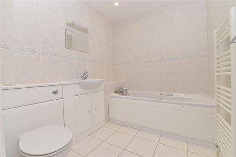 2 bedroom apartment for sale, Brook House, 17 Barton Wood Road, Barton On Sea, Hampshire, BH25