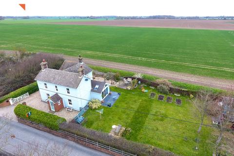 York Villa Chapel Road, Beaumont, Clacton-on-sea, CO16 0AR