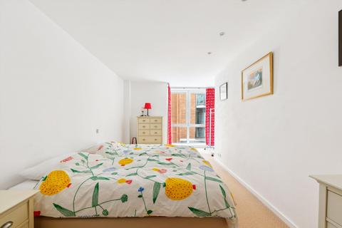 1 bedroom flat for sale - Hosier Lane, London, EC1A