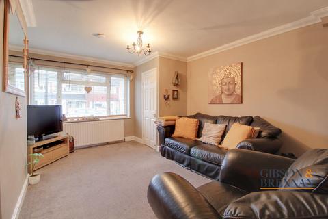 25 Rose Valley Crescent, Stanford-le-hope, SS17 8EH