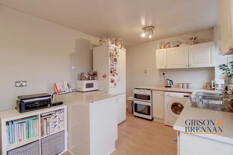 25 Rose Valley Crescent, Stanford-le-hope, SS17 8EH