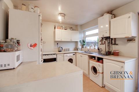 25 Rose Valley Crescent, Stanford-le-hope, SS17 8EH
