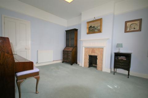 50 Fowlers Walk, London, W5 1BG