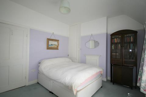 50 Fowlers Walk, London, W5 1BG