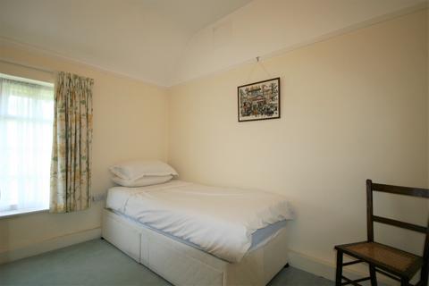 50 Fowlers Walk, London, W5 1BG