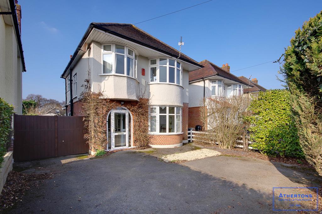 Leybourne Avenue, Bournemouth, BH10 3 bed detached house for sale £