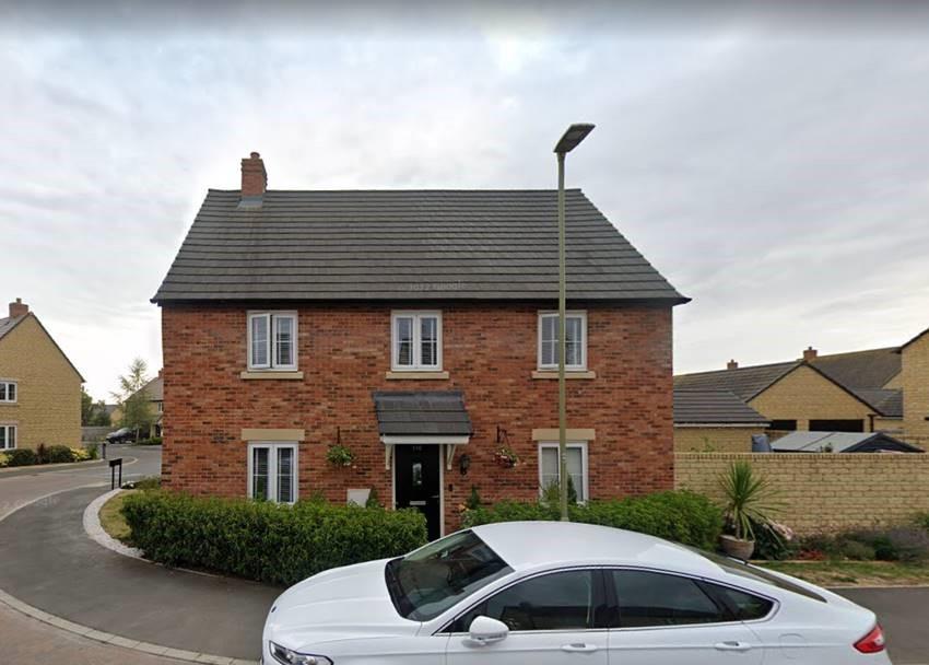 Elmhurst Way, Carterton, OX18 4 bed detached house £1,800 pcm (£415 pw)