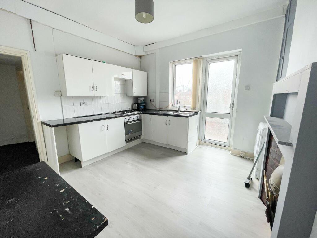 Walton Hall Avenue, Liverpool... 3 bed £75,000