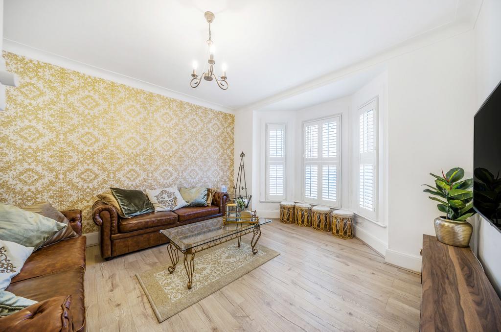 West Street, Bromley, BR1 3 bed house £650,000