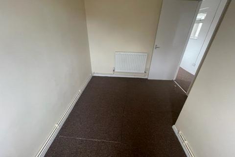 1 bedroom flat to rent, a Kirby Road, Dunstable