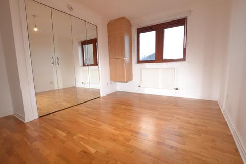 2 bedroom flat to rent, St Stephen Street, Edinburgh, EH3