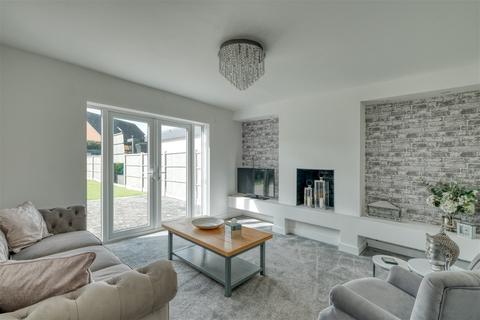 229 Henwick Road, Worcester, WR2 5PG