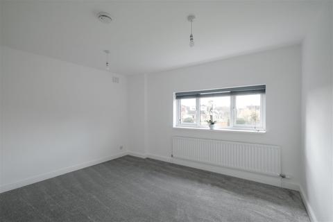 229 Henwick Road, Worcester, WR2 5PG