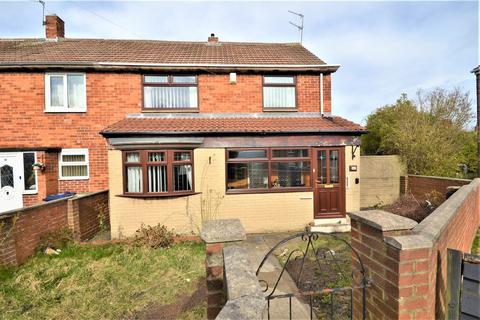 2 bedroom end of terrace house for sale - Orpen Avenue, South Shields