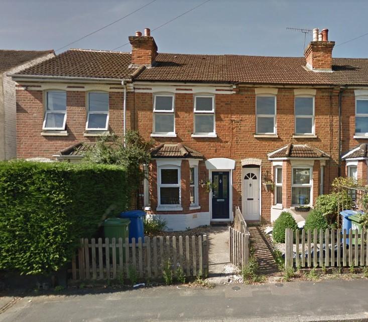 Newport Road, Aldershot, GU12 2 bed terraced house - £1,300 pcm (£300 pw)