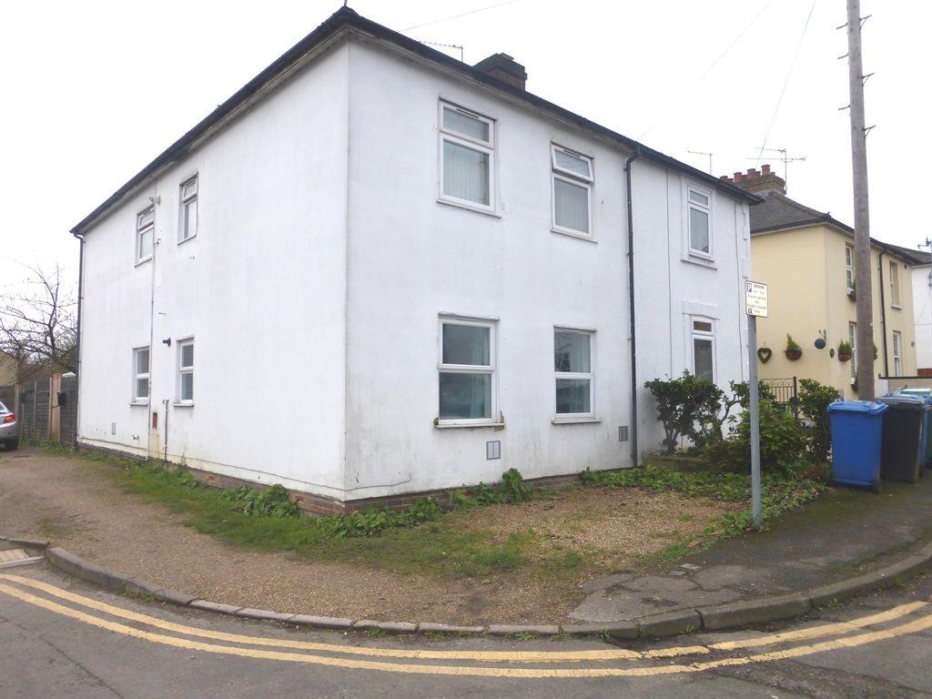 South Road, Maidenhead, SL6 2 bed flat £1,350 pcm (£312 pw)