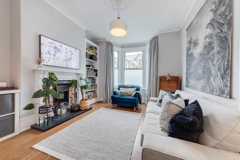 11 Worlingham Road, London, SE22 9HD