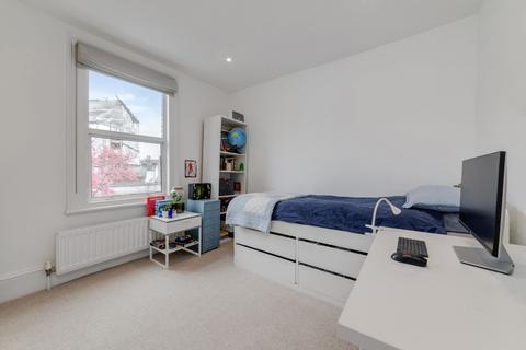 11 Worlingham Road, London, SE22 9HD