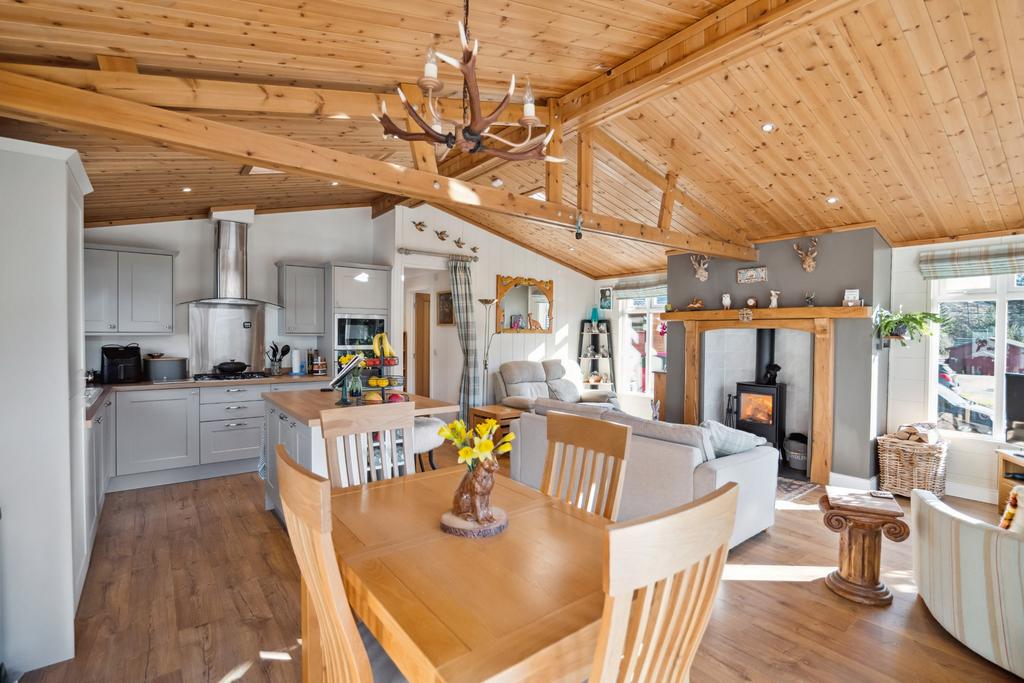 Glendevon Park, Glendevon, Dollar, FK14 7JY 3 bed lodge for sale £215,000