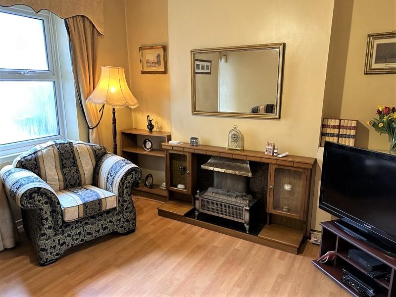 Oakwood Street, Port Talbot, Neath Port Talbot. 3 bed terraced house