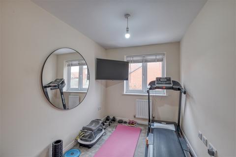 24 Linthurst Crescent, Redditch, B97 6SQ