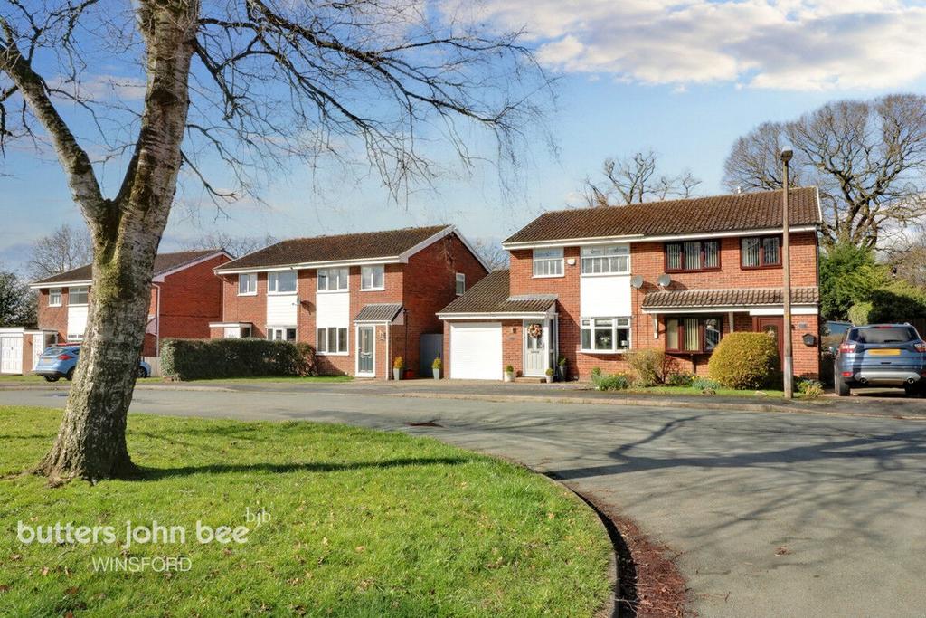 Windsor Drive, Winsford 3 bed semidetached house for sale £220,000